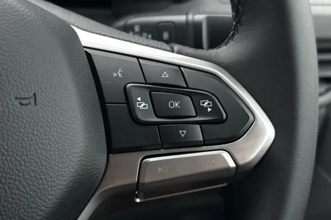 DE75LTJ Volkswagen Transporter T32 Panel Van Commerce Pro SWB 136 PS 65KWh Electric -  Delivery Miles Thumbnail #37