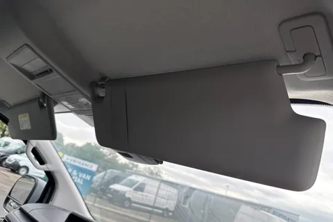 DE75LTJ Volkswagen Transporter T32 Panel Van Commerce Pro SWB 136 PS 65KWh Electric -  Delivery Miles Thumbnail #47