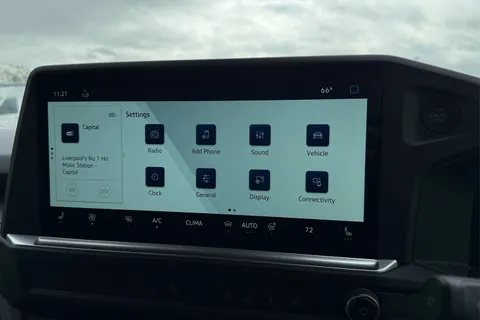 DE75LTJ Volkswagen Transporter T32 Panel Van Commerce Pro SWB 136 PS 65KWh Electric -  Delivery Miles Thumbnail #49