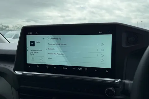 DE75LTJ Volkswagen Transporter T32 Panel Van Commerce Pro SWB 136 PS 65KWh Electric -  Delivery Miles Thumbnail #57