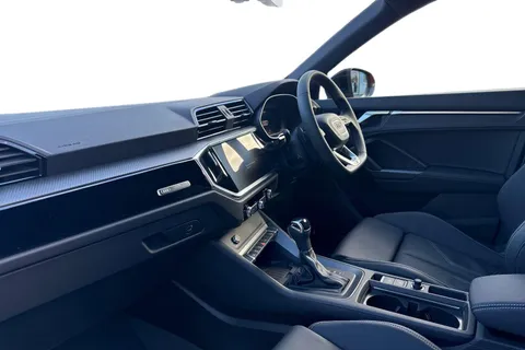  Audi Q3 1.5 TFSI CoD 35 Black Edition S Tronic Euro 6 (s/s) 5dr Thumbnail #15