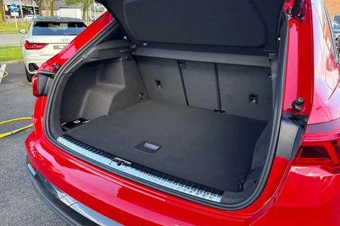  Audi Q3 1.5 TFSI CoD 35 Black Edition S Tronic Euro 6 (s/s) 5dr Thumbnail #35