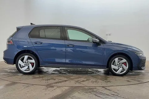 DH74GGJ Volkswagen Golf 1.5 TSI 272 GTE eHybrid 5dr DSG **PAN ROOF + HEADS UP DISPLAY** Thumbnail #4