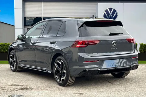 Volkswagen Golf 2.0 TDI R-Line DSG Euro 6 (s/s) 5dr Thumbnail #3