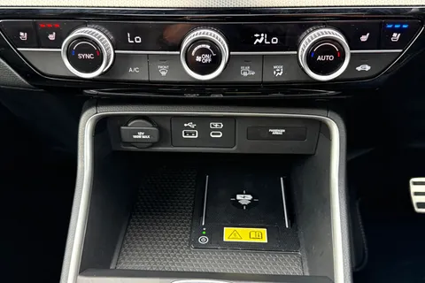 MA25OUO Honda CR-V 2.0 ePHEV Advance Tech 5dr eCVT Thumbnail #16