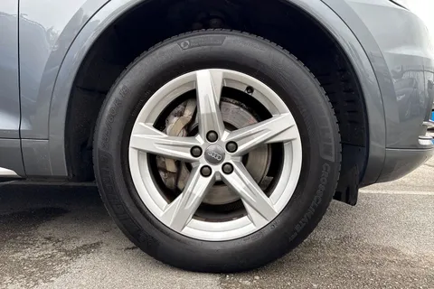 GB20MAS Audi Q5 Sport 45 TFSI quattro 245 PS S tronic Thumbnail #10