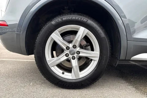 GB20MAS Audi Q5 Sport 45 TFSI quattro 245 PS S tronic Thumbnail #11