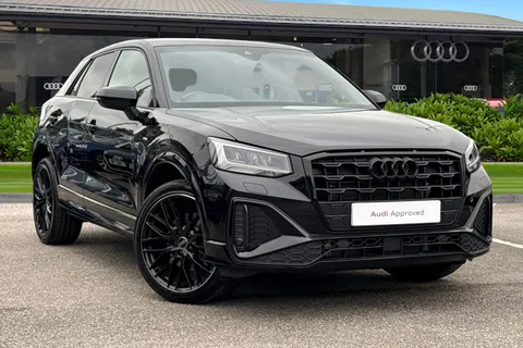KT74OHY Audi Q2 Black Edition 35 TFSI 150 PS S tronic Thumbnail #2