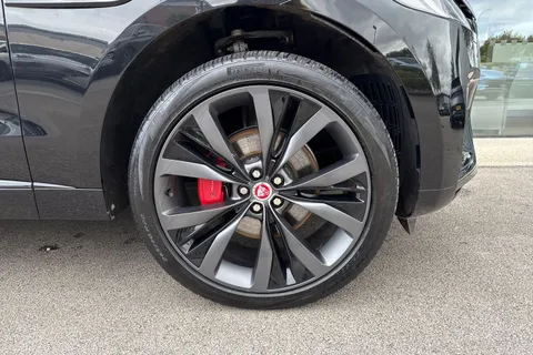 7 of 64 for JAGUAR F-PACE 2.0 P250 R-Dynamic HSE 5dr Auto AWD