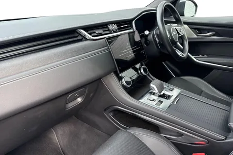 9 of 64 for JAGUAR F-PACE 2.0 P250 R-Dynamic HSE 5dr Auto AWD