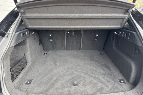 10 of 64 for JAGUAR F-PACE 2.0 P250 R-Dynamic HSE 5dr Auto AWD