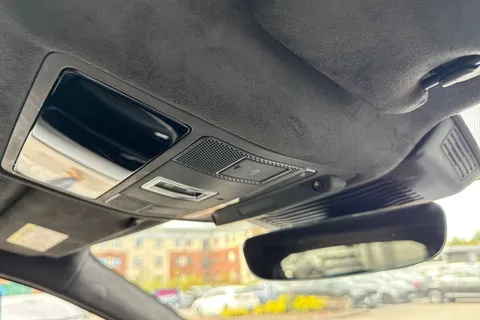 52 of 64 for JAGUAR F-PACE 2.0 P250 R-Dynamic HSE 5dr Auto AWD