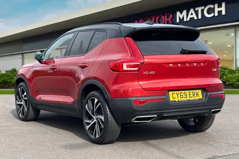 CY69ERK Volvo Xc40 2.0 T5 R-Design Pro Auto AWD Euro 6 (s/s) 5dr Thumbnail #3
