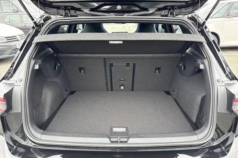 Volkswagen Golf 2.0 TSI R Black Edition DSG 4Motion Euro 6 (s/s) 5dr Thumbnail #7