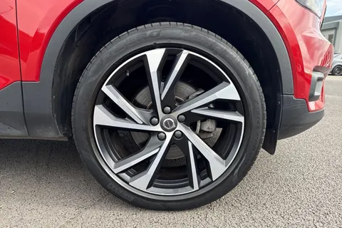 CY69ERK Volvo Xc40 2.0 T5 R-Design Pro Auto AWD Euro 6 (s/s) 5dr Thumbnail #7