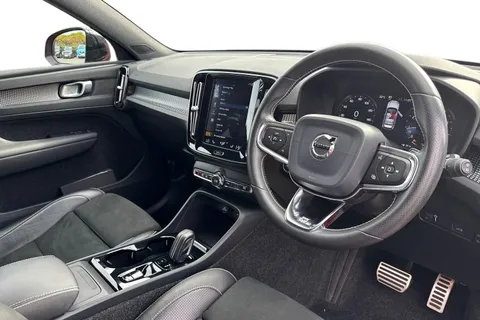 CY69ERK Volvo Xc40 2.0 T5 R-Design Pro Auto AWD Euro 6 (s/s) 5dr Thumbnail #8