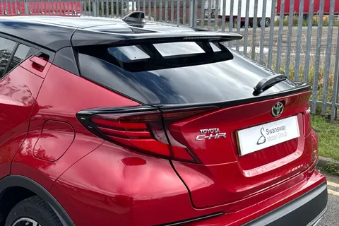 FE72WMF Toyota C-Hr 2.0 VVT-h GR SPORT CVT Euro 6 (s/s) 5dr Thumbnail #8