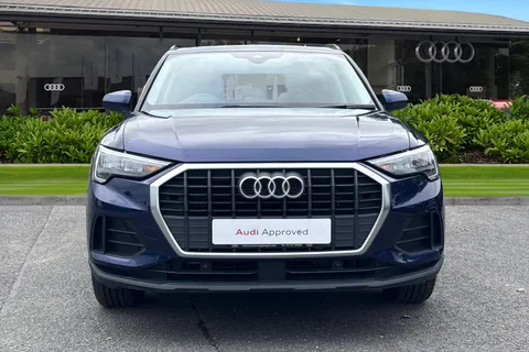 GG21AUD Audi Q3 Technik 35 TFSI 150 PS 6-speed Thumbnail #6