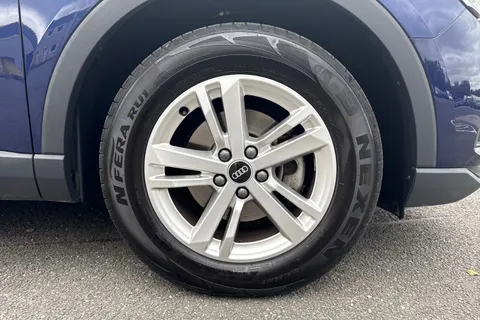 GG21AUD Audi Q3 Technik 35 TFSI 150 PS 6-speed Thumbnail #10