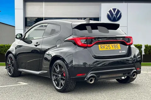 RK25YBE Toyota Yaris 1.6T GR AWD Euro 6 3dr Thumbnail #3