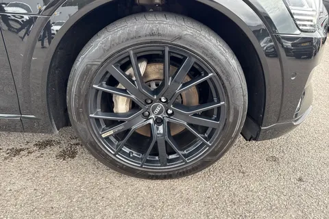 RK70JYB Audi e-tron Launch Edition 55 quattro 300,00 kW Thumbnail #10