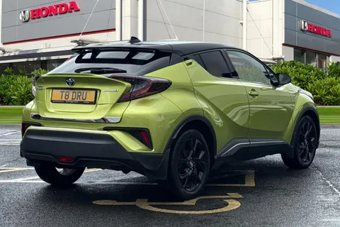 LR19RYB Toyota C-Hr 1.8 Hybrid Lime Edition 5dr CVT Thumbnail #8