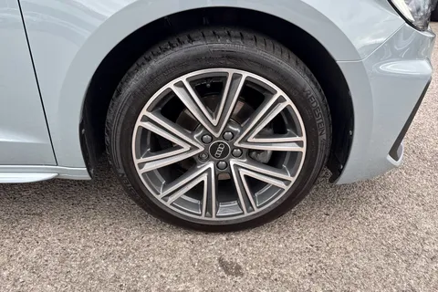 KR74FNA Audi A1 S line 30 TFSI 116 PS S tronic Thumbnail #10