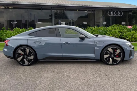 YW22EYG Audi RS e-tron GT Carbon Vorsprung 440,00 kW Thumbnail #4