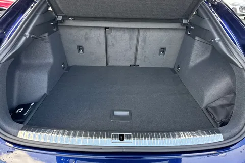 Audi Q3 1.5 TFSI CoD 35 Black Edition Sportback S Tronic Euro 6 (s/s) 5dr Thumbnail #7