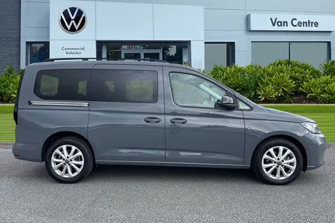 DG74CYU Volkswagen Caddy Maxi 2.0 TDI 122 Life 5dr DSG Thumbnail #4