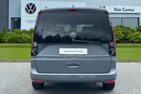 DG74CYU Volkswagen Caddy Maxi 2.0 TDI 122 Life 5dr DSG Thumbnail #5