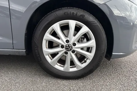 DG74CYU Volkswagen Caddy Maxi 2.0 TDI 122 Life 5dr DSG Thumbnail #10