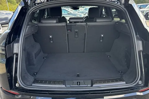 DV25LFP Land Rover Range Rover Evoque 1.5 P270e Dynamic SE 5dr Thumbnail #11