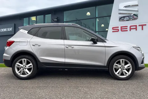 DC19NKE SEAT Arona 1.0 TSI FR DSG Euro 6 (s/s) 5dr Thumbnail #3