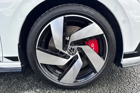 CX25VGJ Volkswagen Golf 2.0 TSI 300 GTI Clubsport 5dr DSG⭐ Area view including rear view camera⭐ Thumbnail #10