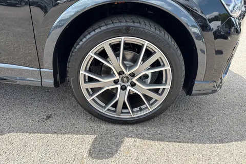 Audi Q3 2.0 TDI 35 Black Edition S Tronic Euro 6 (s/s) 5dr Thumbnail #10