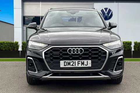 DM21FMJ Audi Q5 2.0 TFSIe 50 S line S Tronic quattro Euro 6 (s/s) 5dr 17.9kWh Thumbnail #5