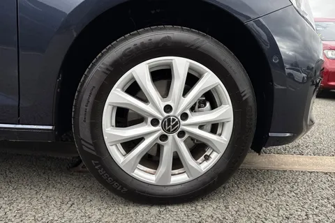 CX25LLG Volkswagen Caddy 1.5 TSI eHybrid C20 19.7kWh Commerce Pro DSG SWB Euro 6 (s/s) 5dr Thumbnail #10