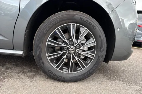 CX75MVN Volkswagen Multivan 2.0 TDI Style Long MPV 5dr Diesel DSG Euro 6 (s/s) (150 ps) Thumbnail #10