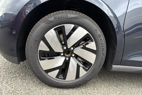 CX75HYA Volkswagen Id. Buzz Cargo Pro 79kWh Commerce Plus Panel Van 5dr Electric Auto (286 ps) Thumbnail #11