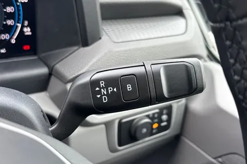 27 of 42 for Volkswagen E-Transporter T32 65kWh Commerce Plus Panel Van 5dr Electric Auto RWD SWB (136 ps)