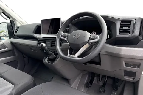 CX25LKV Volkswagen Crafter 2.0 TDI 140PS Commerce Plus High Roof Van Thumbnail #14