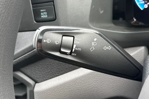 CX25LKV Volkswagen Crafter 2.0 TDI 140PS Commerce Plus High Roof Van Thumbnail #27