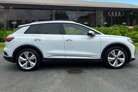 LT24HCN Audi Q4 e-tron 210kW 45 82kWh S Line 5dr Auto [Leather] Thumbnail #4