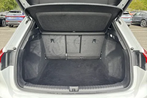 LT24HCN Audi Q4 e-tron 210kW 45 82kWh S Line 5dr Auto [Leather] Thumbnail #7