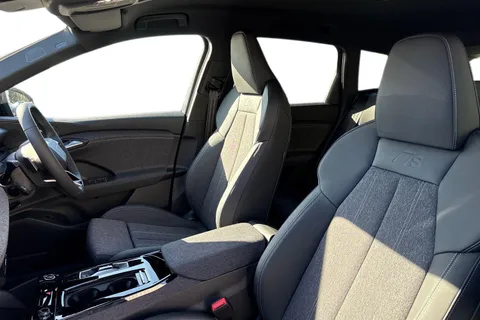  Audi Q6 E-Tron 83kWh S line Auto 5dr Thumbnail #16