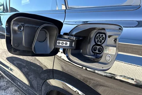  Audi Q6 E-Tron 83kWh S line Auto 5dr Thumbnail #27