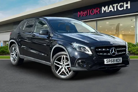 SR68KCV Mercedes-Benz Gla 1.6 GLA180 Urban Edition 7G-DCT Euro 6 (s/s) 5dr Thumbnail #2
