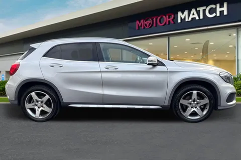 AD16KGG Mercedes-Benz Gla 2.1 GLA220d AMG Line (Premium Plus) 7G-DCT 4MATIC Euro 6 (s/s) 5dr Thumbnail #4