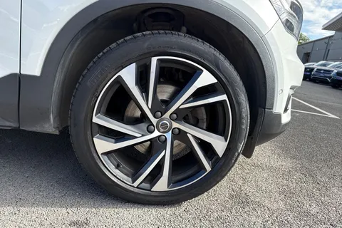 KX68NVP Volvo Xc40 2.0 T4 R-Design Pro Auto AWD Euro 6 (s/s) 5dr Thumbnail #7
